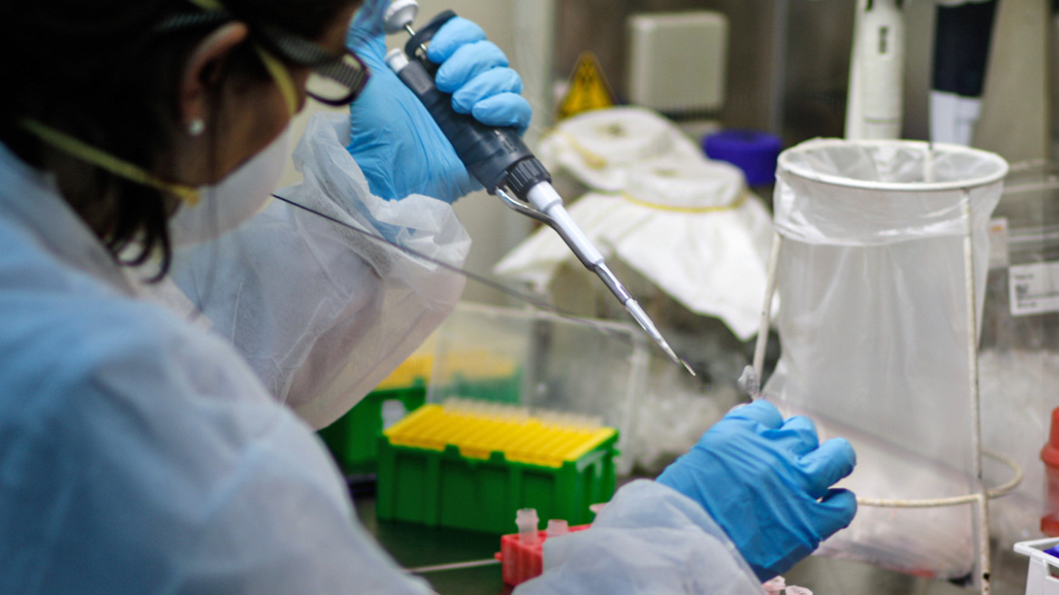 Κορωνοϊός: 53 θάνατοι και 36 διασωληνωμένοι λόγω Covid - Κυρίαρχη η υποπαραλλαγή «Κράκεν»