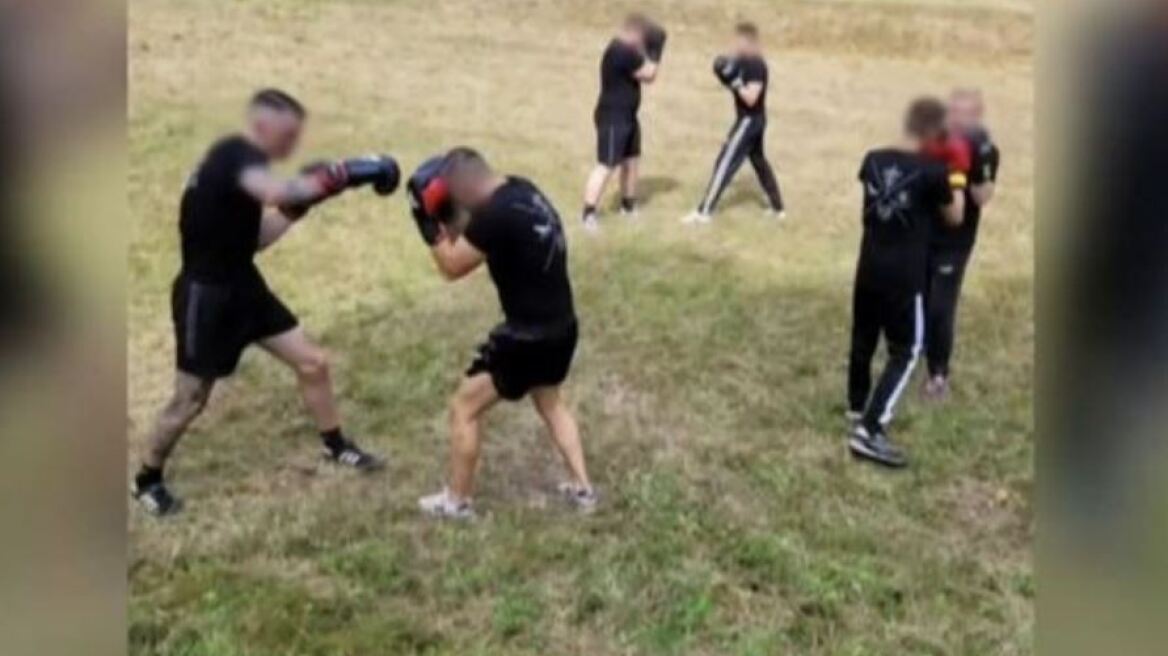 «Στρατιωτική εκπαίδευση» με μποξ και κάμψεις για τους Κροάτες χούλιγκαν της Ντιναμό Ζάγκρεμπ