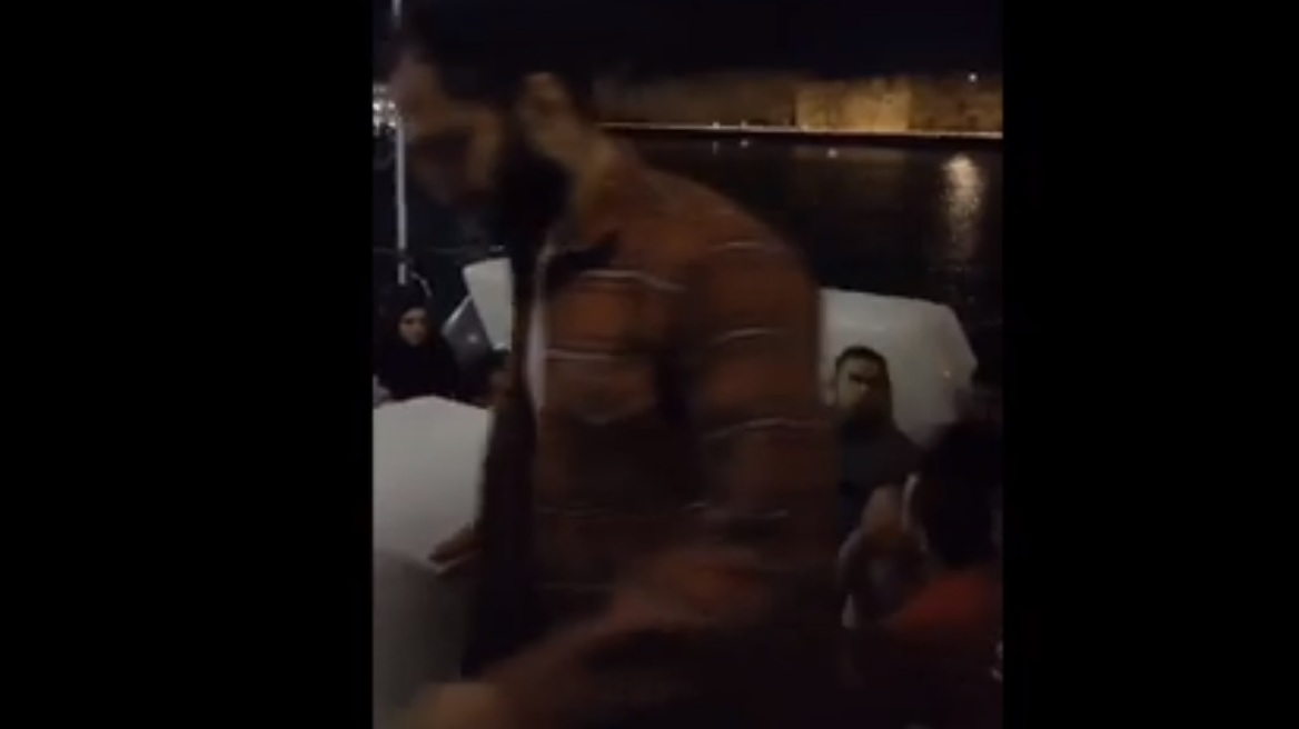 Κως: Καταδίωξη ταχύπλοου με 20 μετανάστες από το Λιμενικό - Δείτε βίντεο