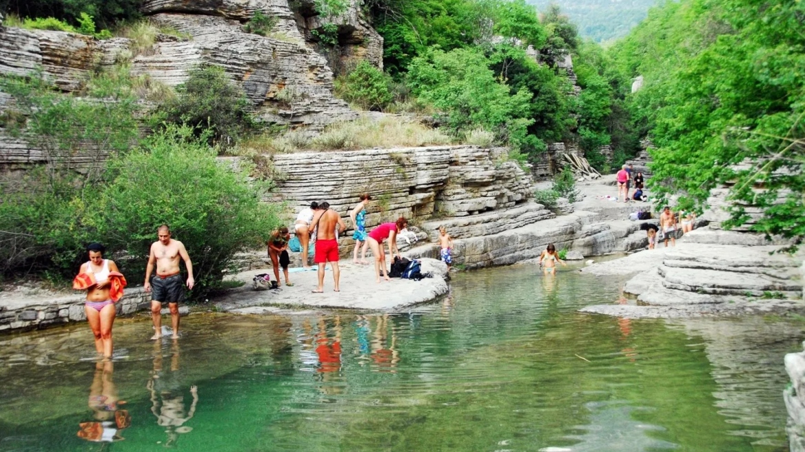 Διακοπές στο βουνό: Τα πιο ωραία ορεινά μέρη της Ελλάδας για παραθερισμό