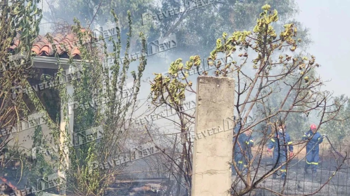 Φωτιά σε χωριό της Πρέβεζας - Κάηκε ένα εγκαταλελειμμένο σπίτι 