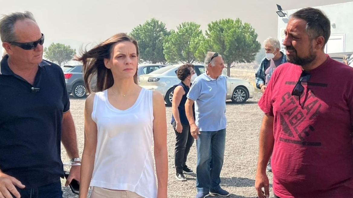 Σε Φυλή και Άνω Λιόσια η Αχτσιόγλου