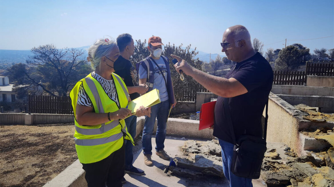 Φωτιές: Ξεκίνησε η καταγραφή των ζημιών στον οικισμό της Αγίας Παρασκευής στο Μενίδι