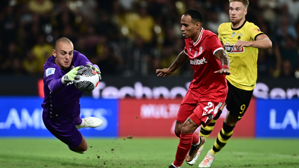 Αντριάν Χοβάν: Οι τρομερές αποκρούσεις του Σλοβάκου που οδήγησαν σε γκέλα την ΑΕΚ - Δείτε βίντεο 