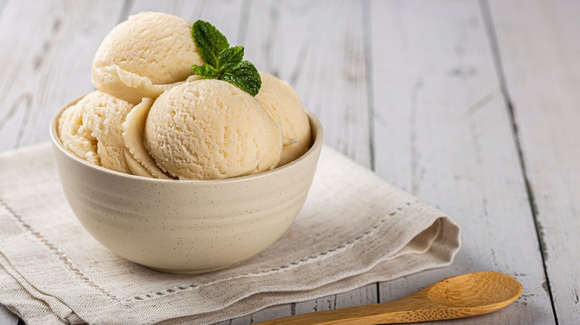 Πώς να φτιάξετε εύκολα παγωτό μαστίχα
