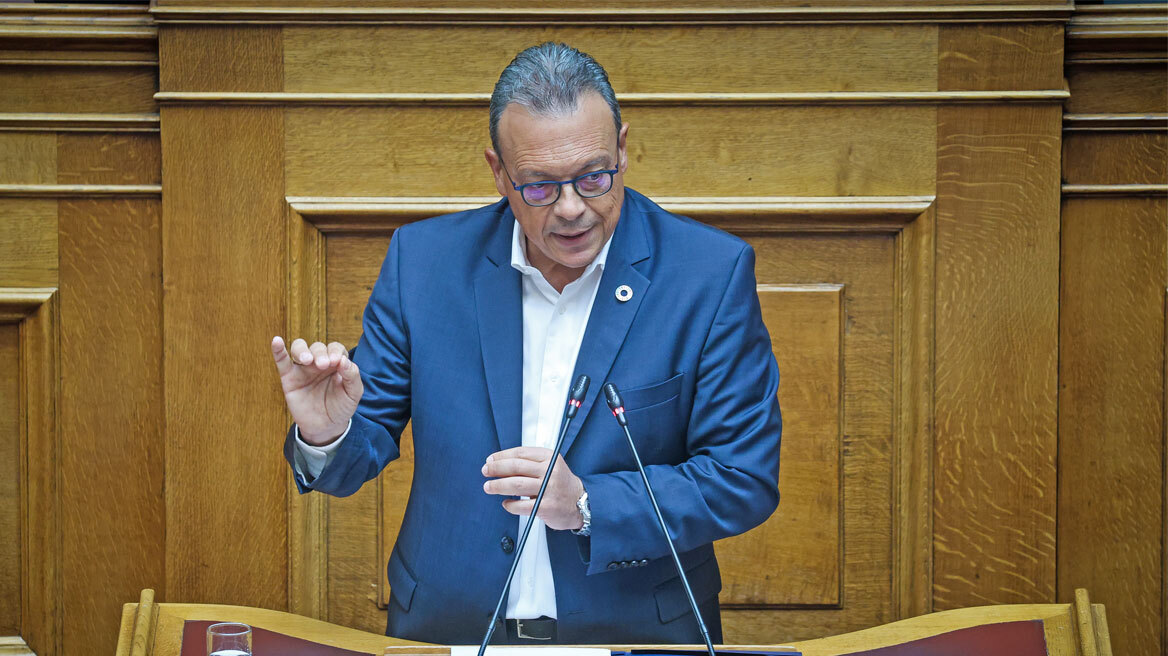 Φάμελλος: Ο ΣΥΡΙΖΑ απευθύνει κάλεσμα σε όλες τις προοδευτικές δυνάμεις