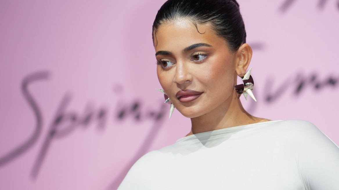 Επιβεβαιώθηκε ότι η Kylie Jenner και ο Timothée Chalamet είναι ζευγάρι