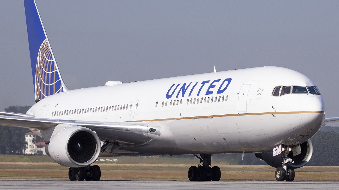 ΗΠΑ: Η United Airlines καθήλωσε προσωρινά τα αεροσκάφη της λόγω ενός «τεχνικού προβλήματος»