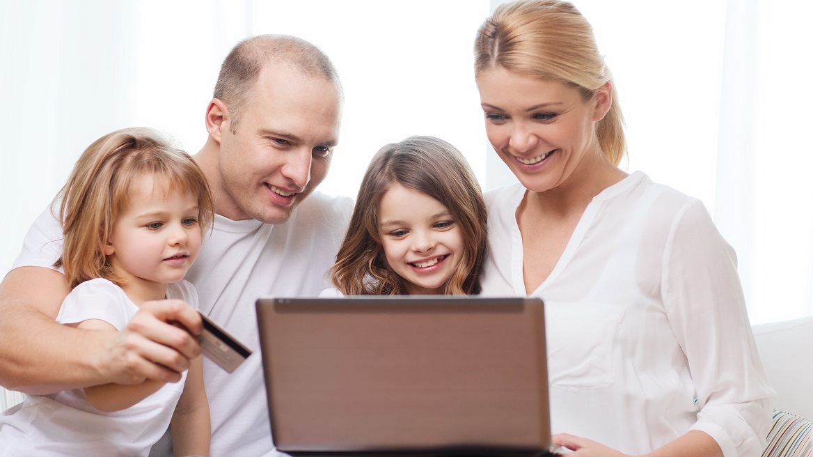 Αυτός ο Σεπτέμβρης θέλει αγορές στο πιο cool back to school ηλεκτρονικό κατάστημα!