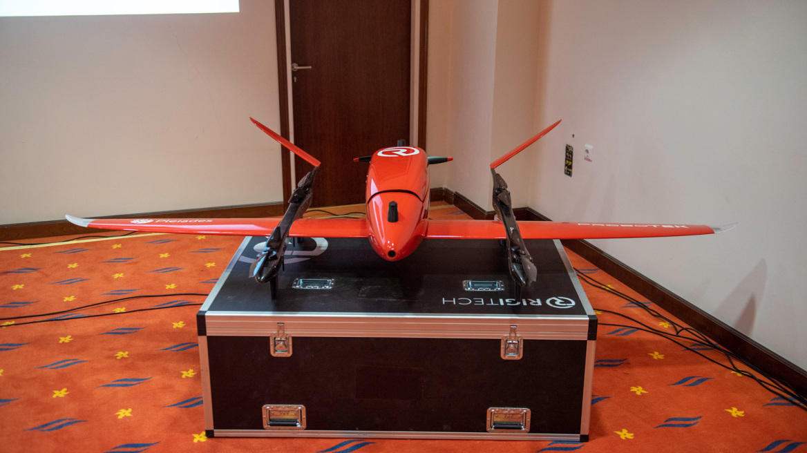 Με επιτυχία η πρώτη πιλοτική πτήση αποστολής ιατροφαρμακευτικού υλικού με drone από την ACS 