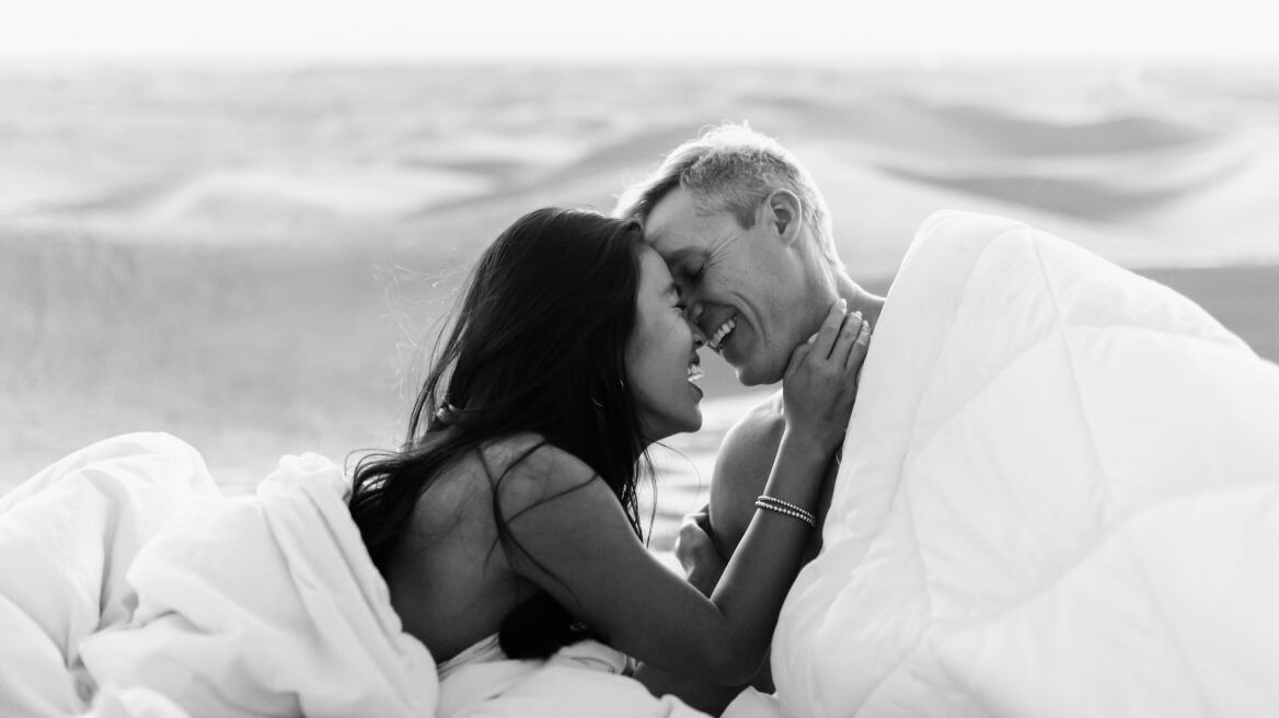 Τα ερωτικά βοηθήματα που προτιμούν περισσότερο οι Έλληνες, σύμφωνα με έρευνα