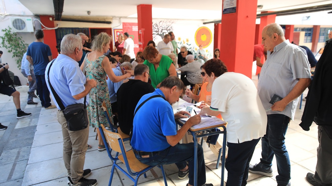 ΣΥΡΙΖΑ: Πάνω από 7.500 τα παλαιά μέλη του κόμματος - Νέο... εκλογικό σώμα την Κυριακή, μπαίνουν νέες κάλπες