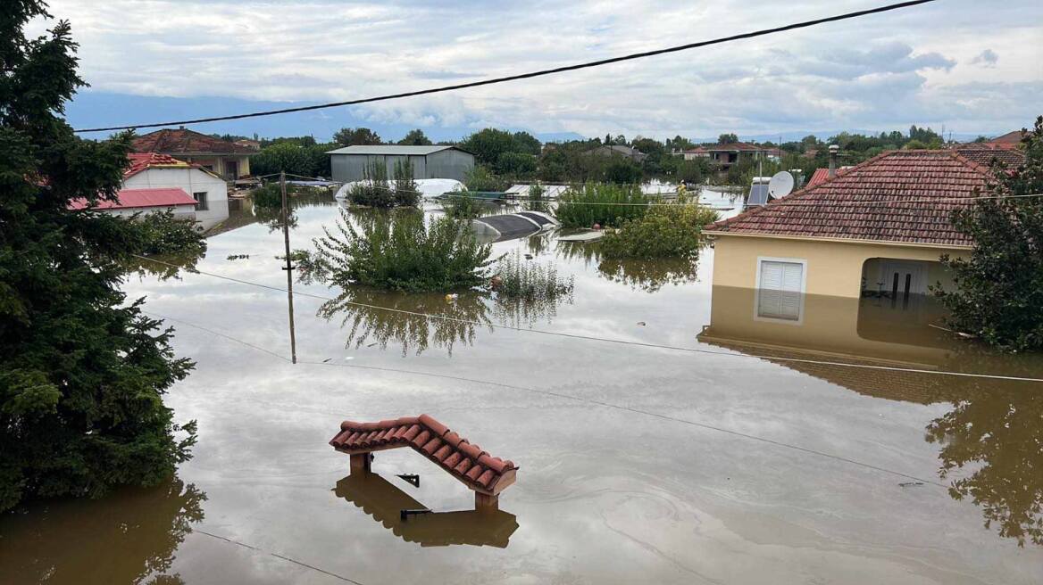 Βουλή: Συμπληρωματικός προϋπολογισμός €600 εκατ. για αποκατάσταση ζημιών και αποζημιώσεις στη Θεσσαλία