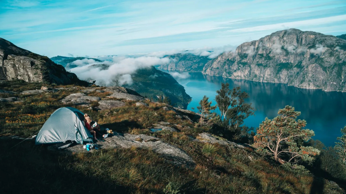 Τα νορβηγικά φιόρδ είναι μια ταξιδιωτική εμπειρία ζωής