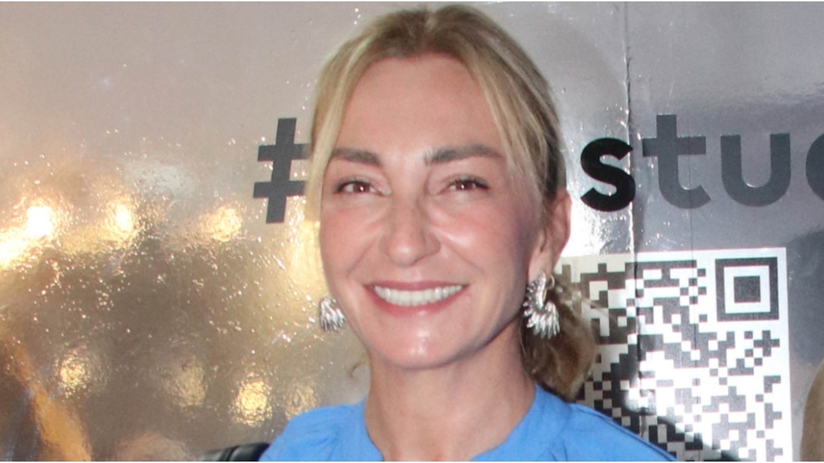 Ρούλα Ρέβη: H κόρη της ξεκίνησε μαθήματα στο ωδείο