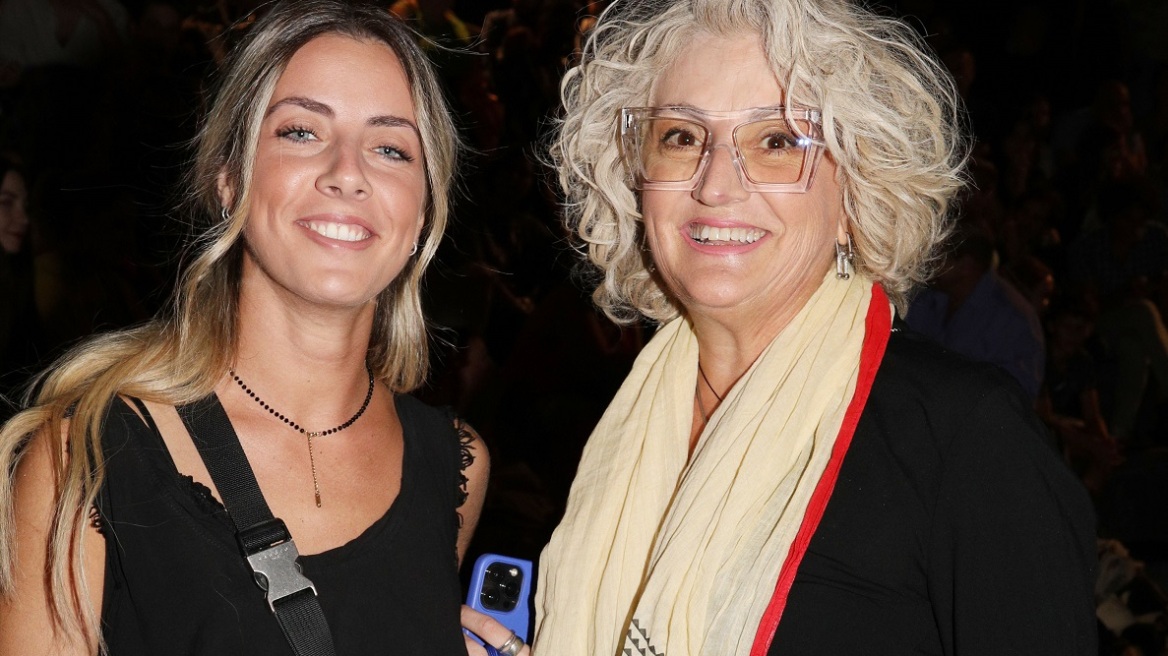 Υρώ Μανέ: Στο Θέατρο με την κόρη της, Φαίδρα