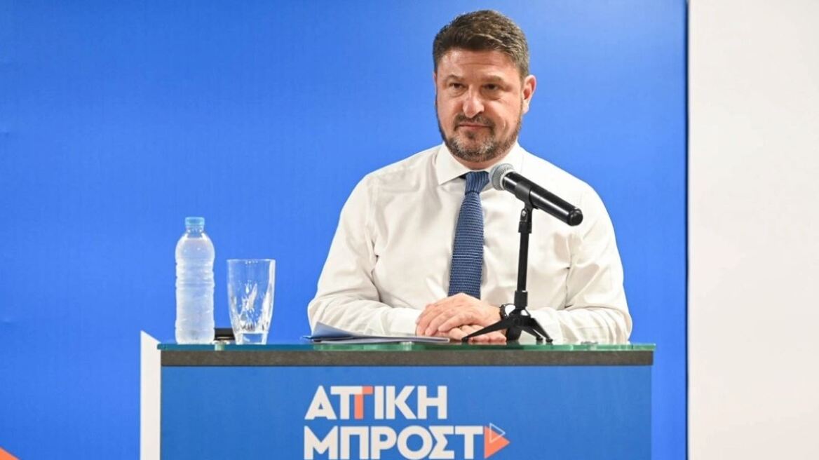 Στο δρόμο προς τις αυτοδιοικητικές κάλπες - «Έχω δυσανεξία στο γραφείο, προτιμώ το πεδίο», λέει ο Χαρδαλιάς 