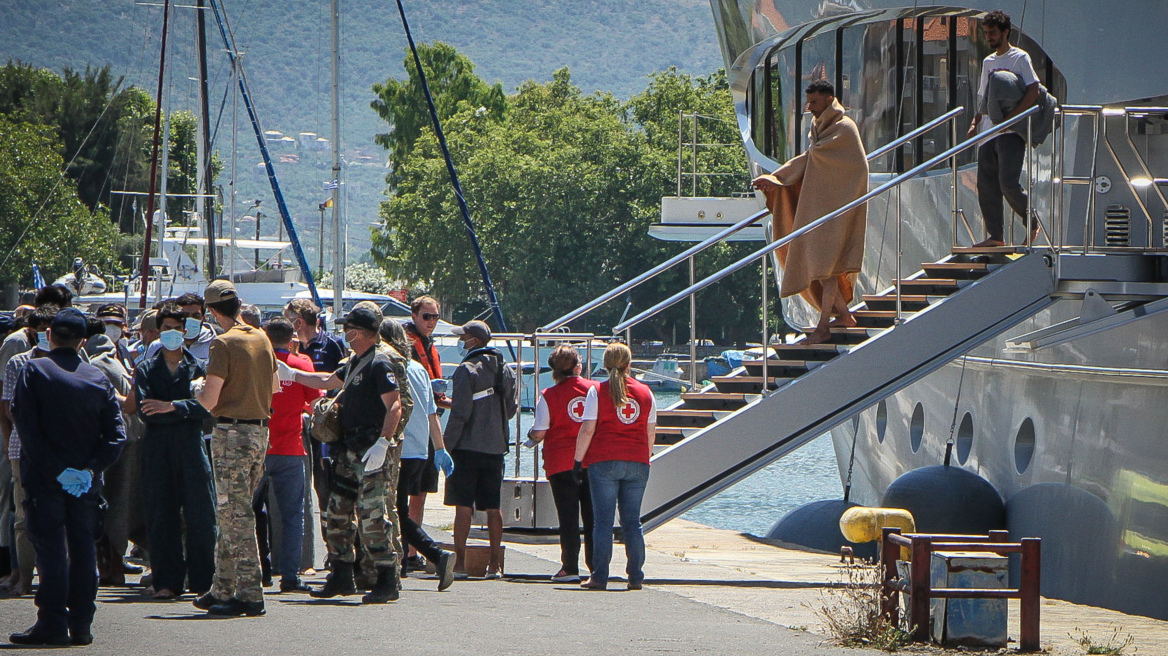 Το Λιμενικό εντόπισε και διέσωσε 240 μετανάστες σε Σάμο, Λέσβο, Χίο και Κω