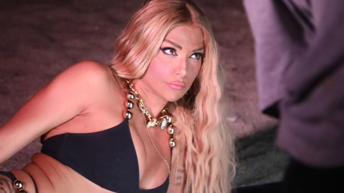 Αγγελική Ηλιάδη: «Η γιαγιά μου επιθυμεί να μείνει στο σπίτι της και να μην πάει σε ίδρυμα»