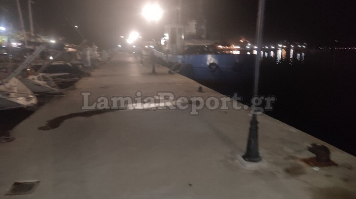 Λαμία: Στην Εντατική 29χρονος - Έπεσε με το αναπηρικό του αμαξίδιο στη θάλασσα στις Ράχες