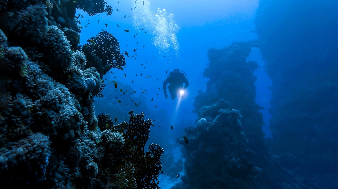 Αλόννησος: Τραγωδία με νεκρή δύτρια - Εκπαιδευόταν σε αυτόνομη κατάδυση
