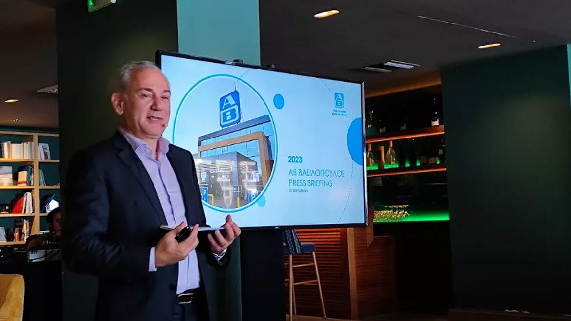 Τι γυρεύει η ΑΒ Βασιλόπουλος στο Άγιο Όρος 