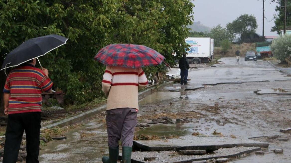 Κακοκαιρία Elias: Μήνυμα του «112» σε δύο περιοχές της Λάρισας - «Περιορίστε τις μετακινήσεις»