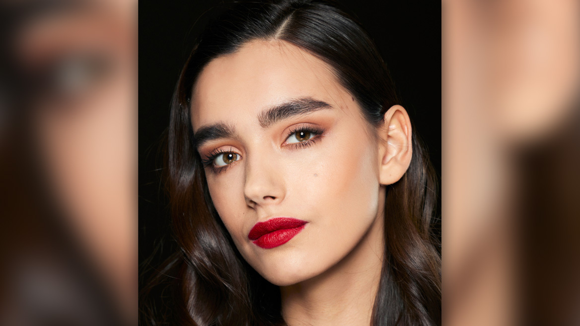 Ξηρή επιδερμίδα: Πώς θα βρείτε το ιδανικό foundation για εσάς