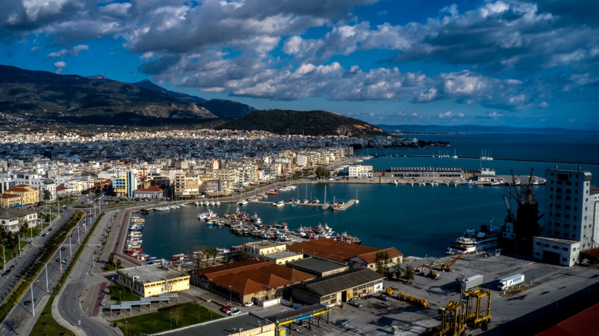 Ανησυχία για περιβαλλοντική υποβάθμιση του λιμανιού του Βόλου
