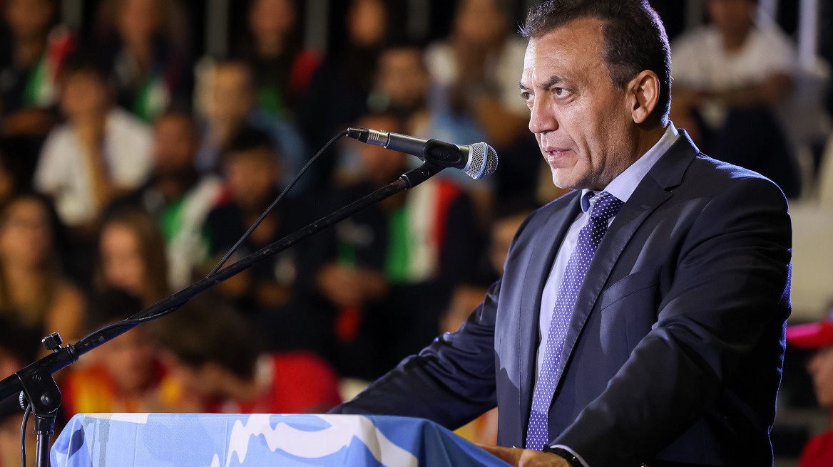  ΟΑΚΑ: Ανακοινώσεις την Δευτέρα από τον Βρούτση για το «λουκέτο» και την επόμενη ημέρα 
