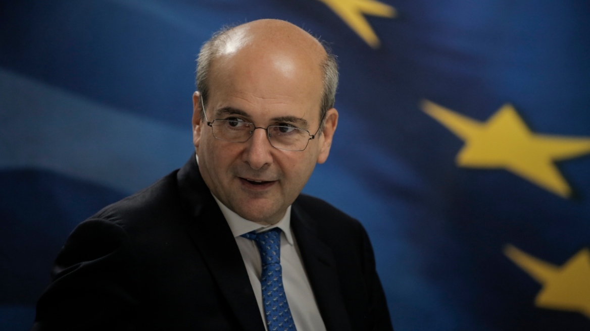 Xατζηδάκης: Πολύ θετική εξέλιξη η μείωση του πληθωρισμού, δεν εφησυχάζουμε με την ακρίβεια