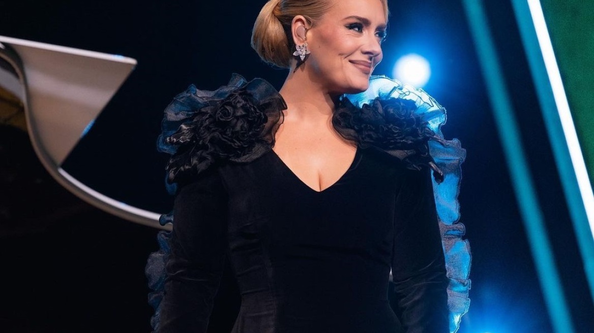 Η Αντέλ έκανε το πιο κομψό χτένισμα και μάς δείχνει τις λεπτομέρειες