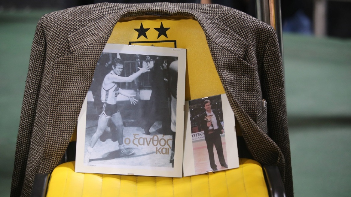 Γιάννης Ιωαννίδης: Σε περίοπτη θέση το θρυλικό σακάκι του