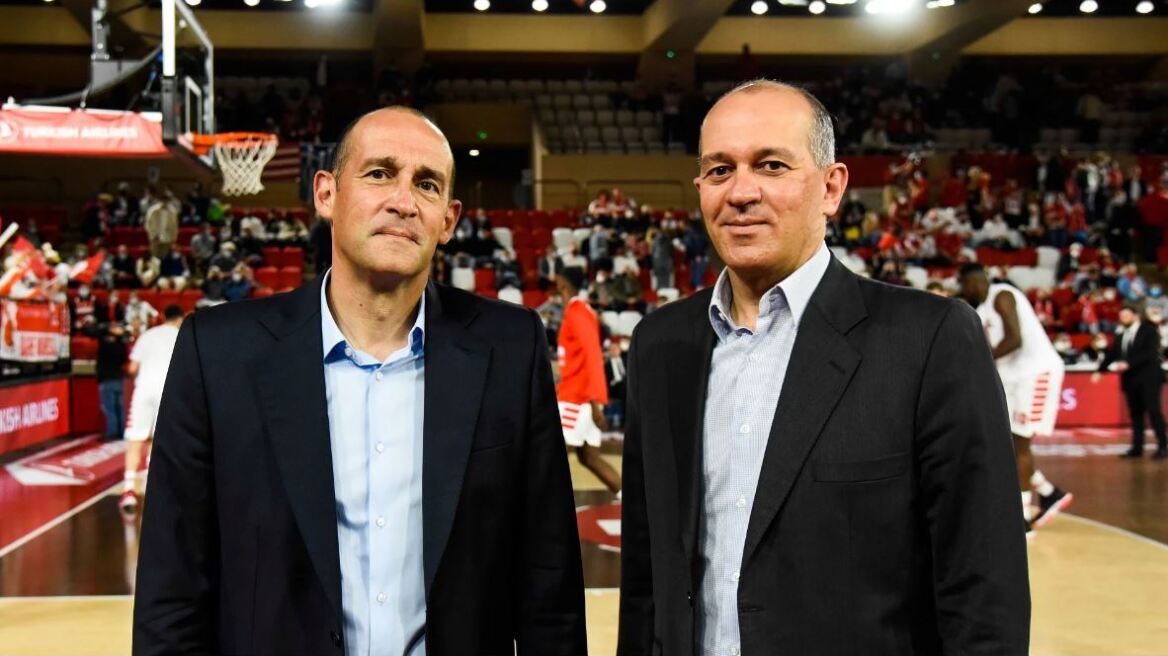 Ολυμπιακός: Στο ΣΕΦ οι Παναγιώτης και Γιώργος Αγγελόπουλος, μίλησαν στην ομάδα