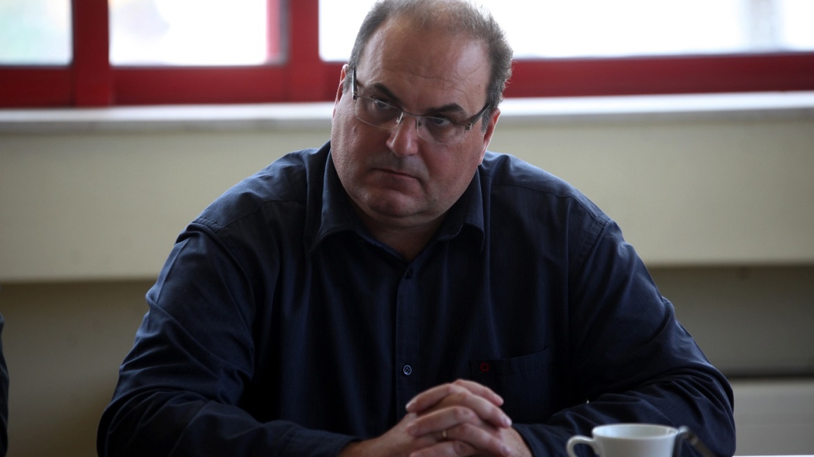 Σίμος Ρούσσος: Ο υποψήφιος δήμαρχος Χαλανδρίου που στηρίζει την Παλαιστίνη