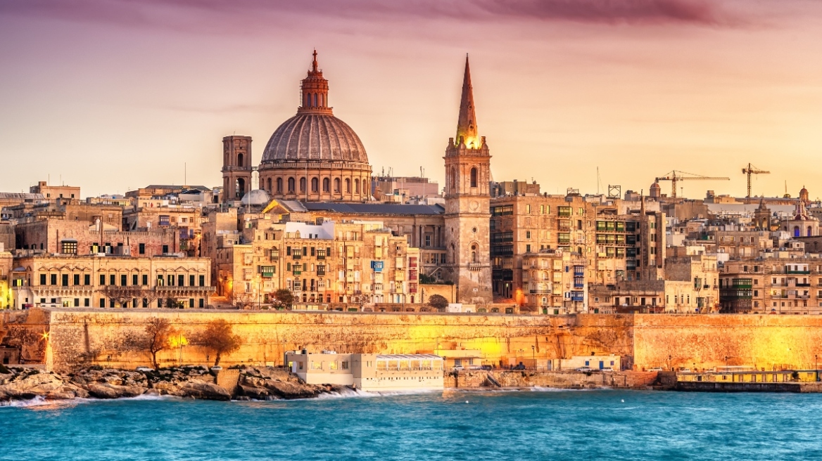 Μάλτα: Δήμαρχοι από τα... 16 τους - «Εμπιστευόμαστε τους νέους», επικές αντιδράσεις