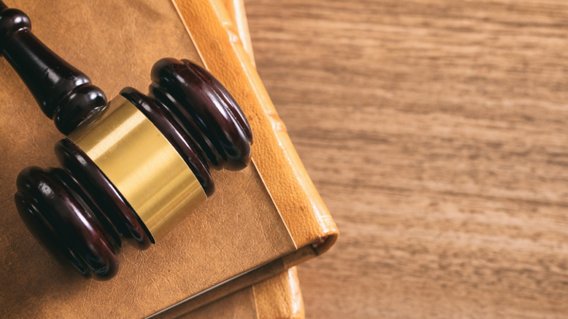 Βουλή: Σε δημόσια διαβούλευση το νομοσχέδιο για την ενίσχυση δικηγορικής ύλης