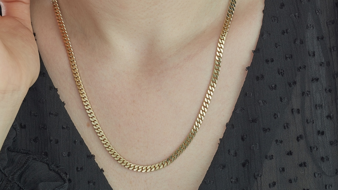 Σέρρες: Ρομά αγκάλιαζε ηλικιωμένες και άρπαζε χρυσές αλυσίδες από τον λαιμό τους