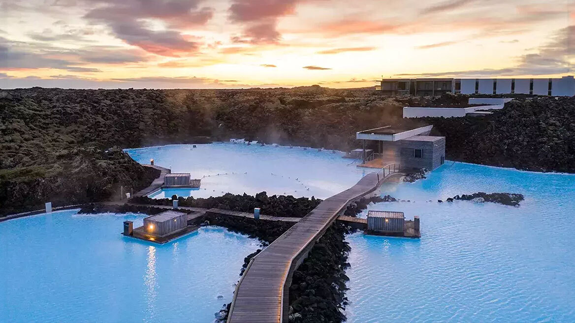 Blue Lagoon: Η απόλυτη εμπειρία της Ισλανδίας στα πιο διάσημα ιαματικά νερά του κόσμου