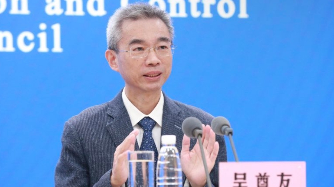 Κίνα: Πέθανε στα 60 του Κινέζος επιδημιολόγος που βρισκόταν στην πρώτη γραμμή της μάχης με τον κορωνοϊό