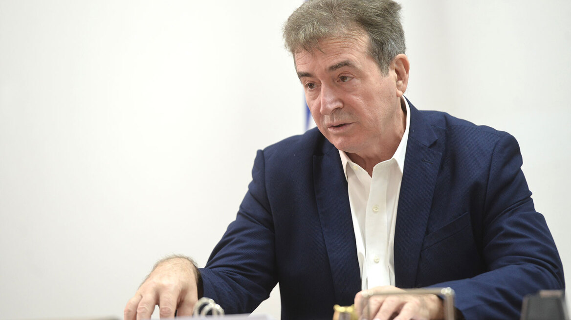 Μιχάλης Χρυσοχοΐδης: Επιχειρούμε να ανασυντάξουμε το ΕΚΑΒ