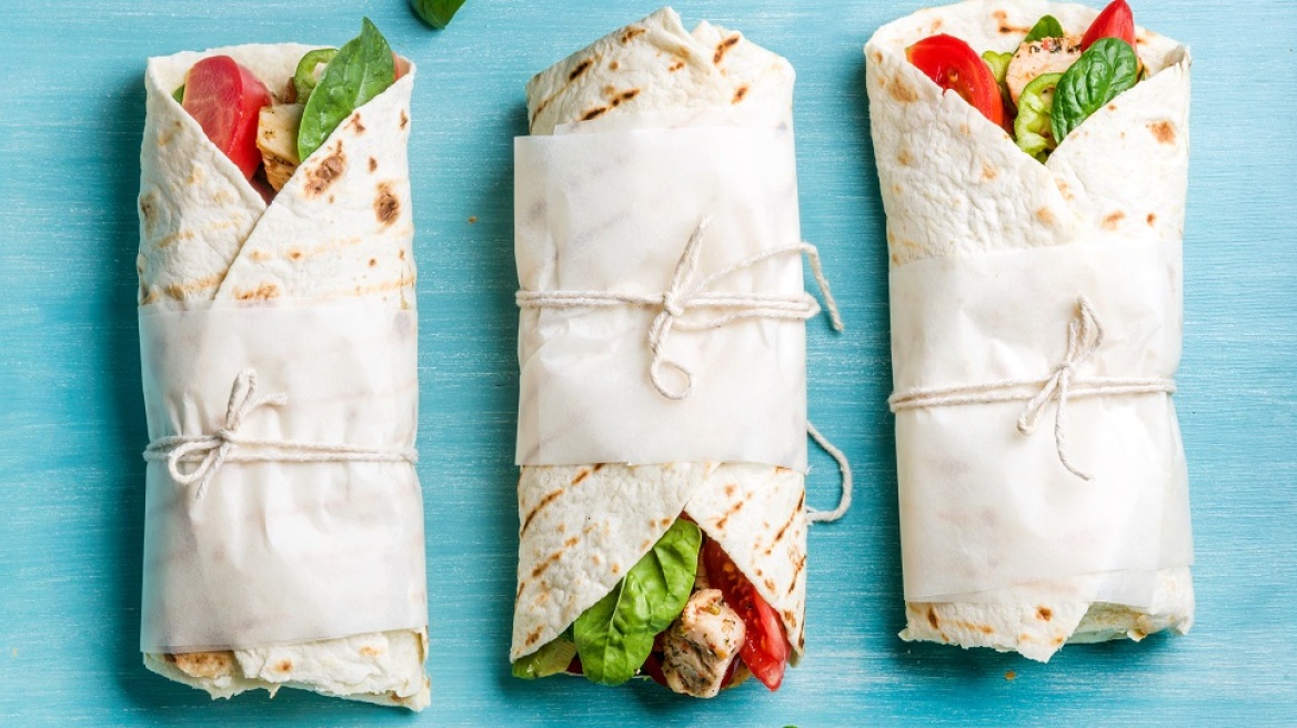 Τα τυλιχτά με αραβική είναι πιο υγιεινά από τα σάντουιτς; Τι λένε οι διαιτολόγοι