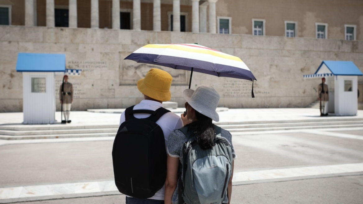 Καιρός: Στους 28 βαθμούς σήμερα ο υδράργυρος - Πού θα βρέξει