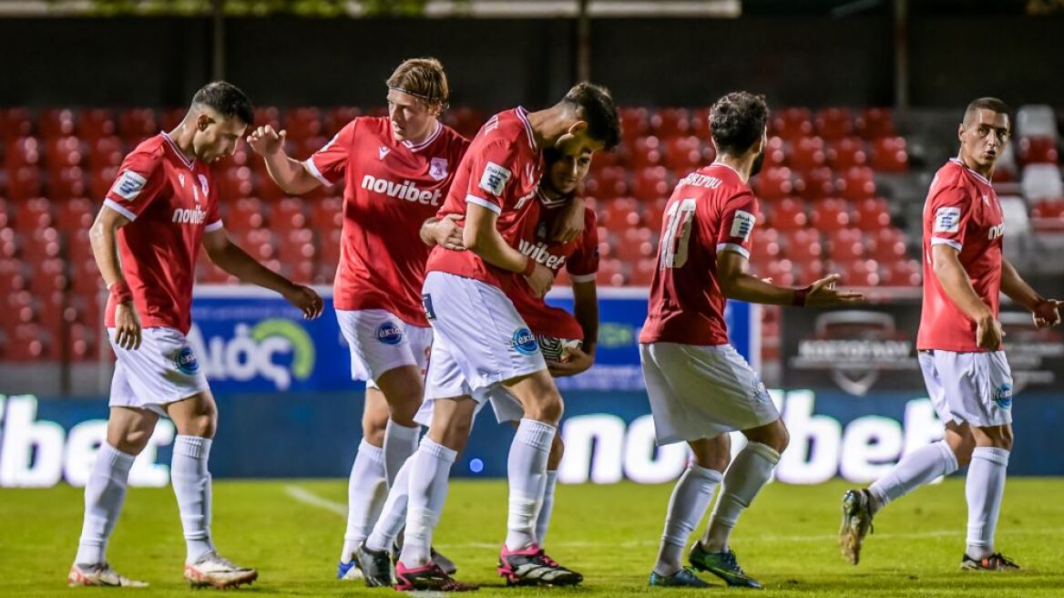 Stoiximan Super League 1, Πανσερραϊκός-ΟΦΗ 2-1: Τα «λιοντάρια» δάγκωσαν στο φινάλε