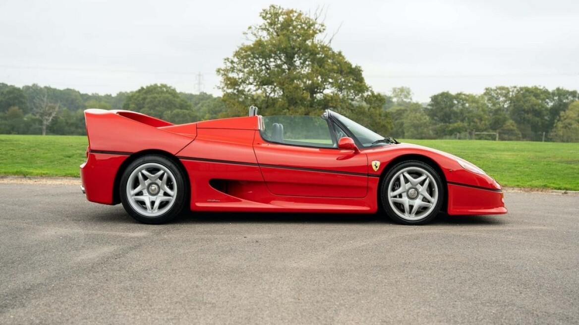 Πωλείται η Ferrari F50 του Ροντ Στιούαρτ