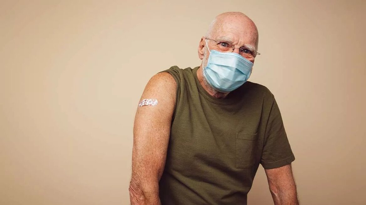 Κορωνοϊός: Έξαρση στους 65άρηδες – Πρώτη η Ελλάδα στην Ευρώπη