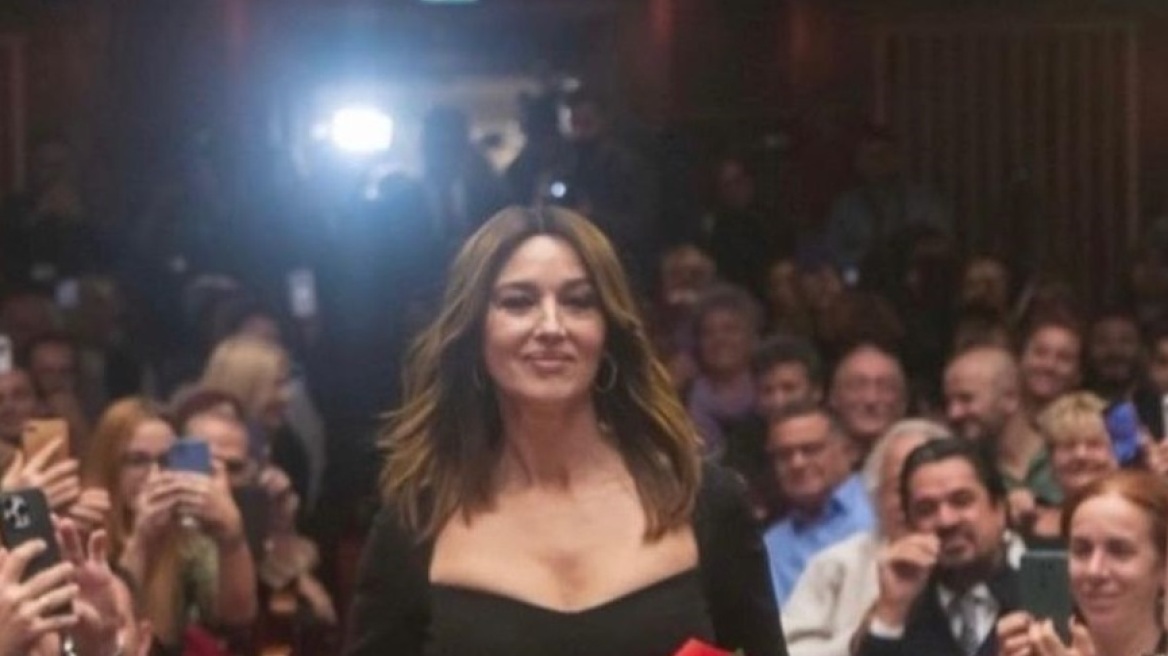 Μόνικα Μπελούτσι: Οι φωτογραφίες που ανέβασε από την παραμονή της στην Ελλάδα