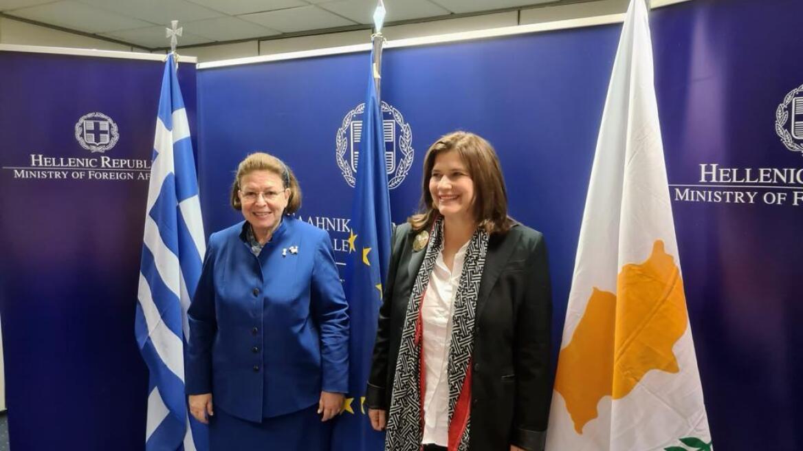 Ελλάδα - Κύπρος: Ενδυναμώνεται η συνεργασία σε θέματα πολιτισμού