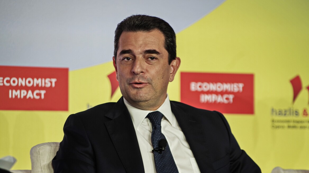 Σκρέκας: Νέα κίνητρα για τη βιομηχανία ετοιμάζει το υπουργείο Ανάπτυξης