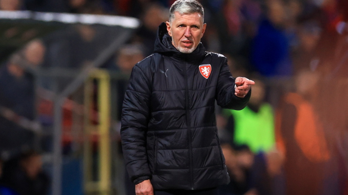 Euro 2024: Ο προπονητής της Τσεχίας παραιτήθηκε μετά την πρόκριση πριν τον... απολύσουν